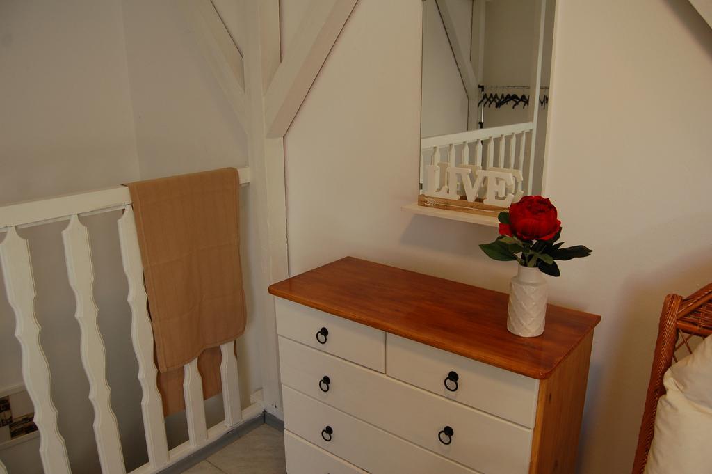 Apartman Rose Eger Buitenkant foto